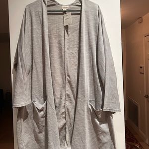BRAND NEW WITH TAGS Donni cardigan